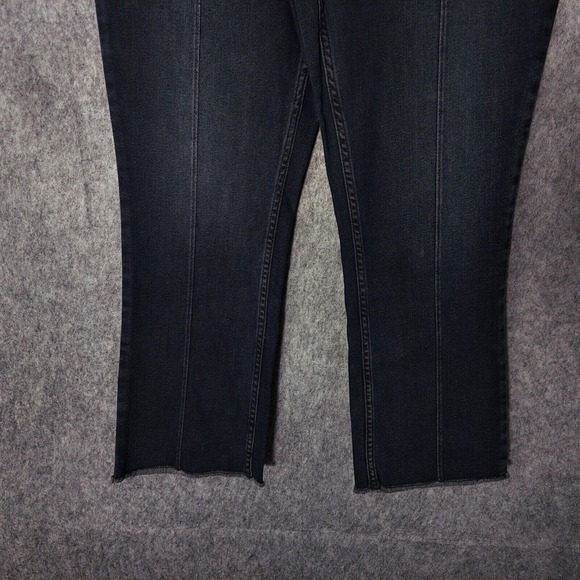 Calvin Klein Women Jeans 32 Cut Off Kick Boot Stonewash Black Stretch casual - Picture 4 of 12